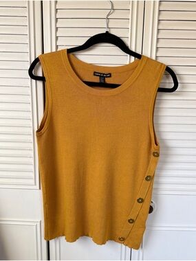 Cable & Gauge Mustard Knit Crewneck Top
